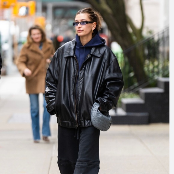 Vintage Wilsons Classic Distressed Black 100% Leather Bomber Jacket - Picture 16 of 16